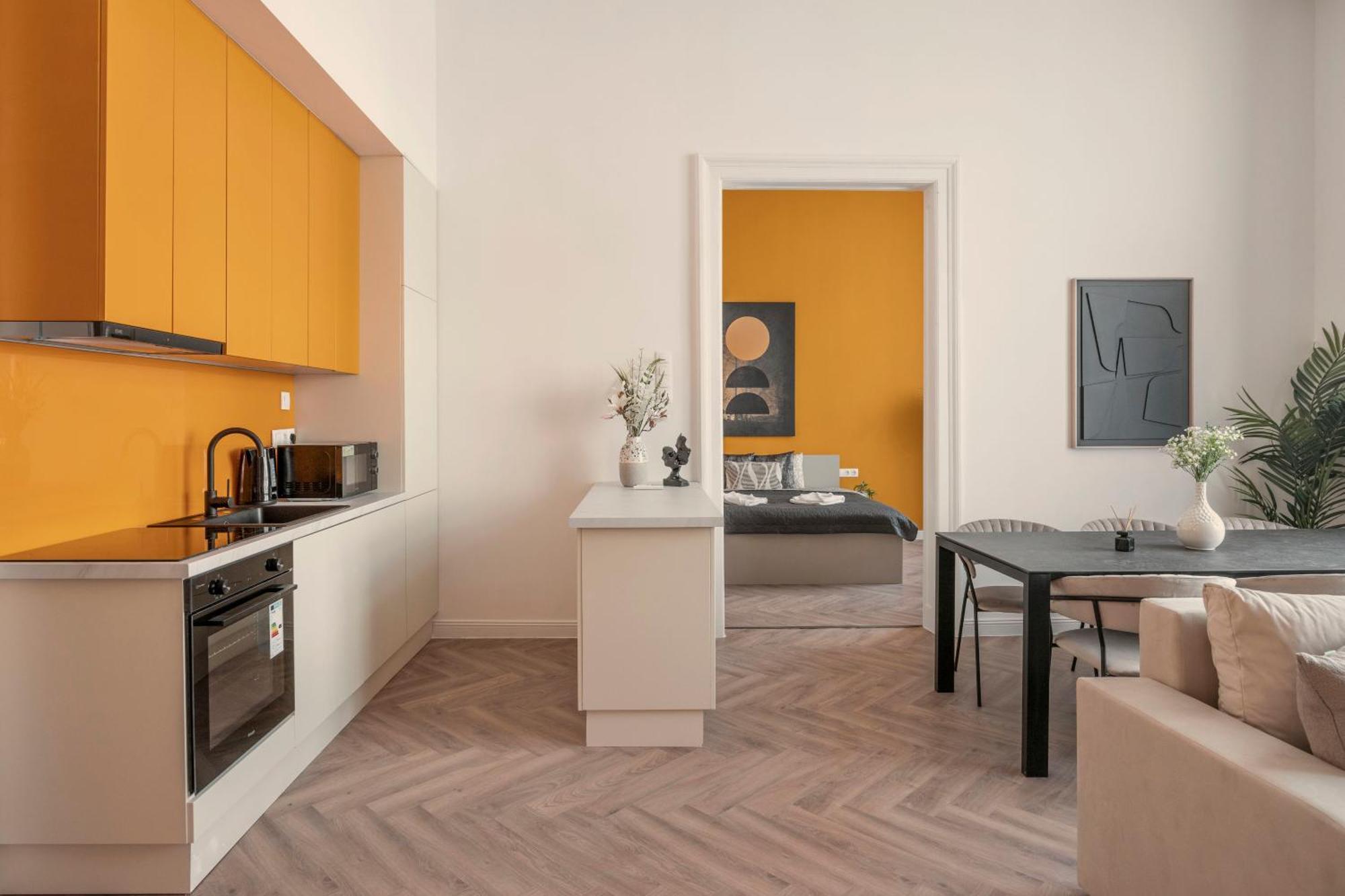 Exclusive Central 3Bedrm Stylish Residence By Prestige Homes Budapest Exterior photo